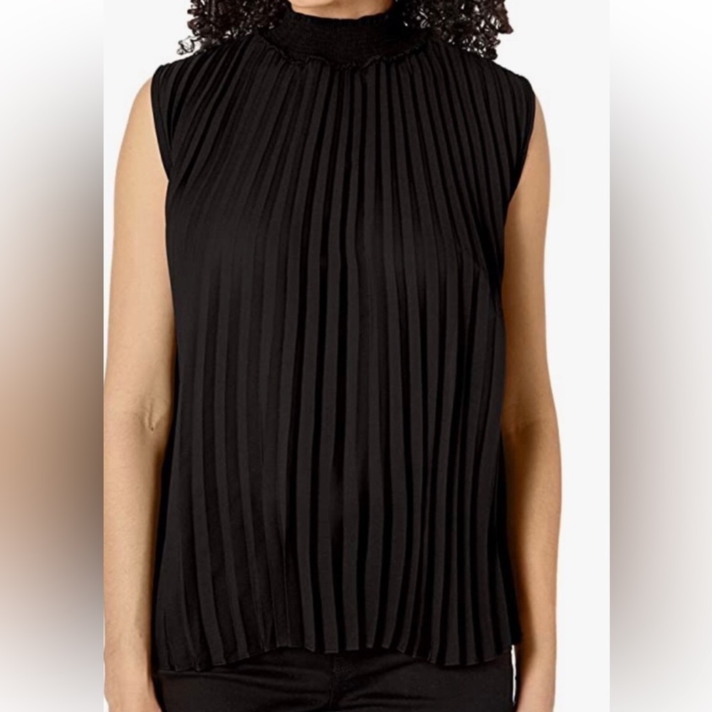 NWT Nanette LePore Accordion Pleated Blouse Very Black L